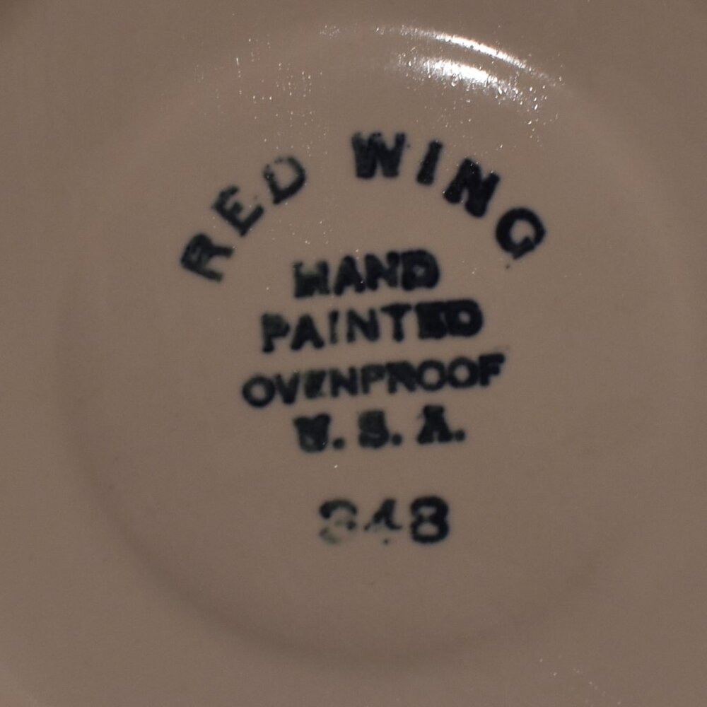 Red Wing Ovenproof Tip Toe Dinner Plate - Picture 3 of 3